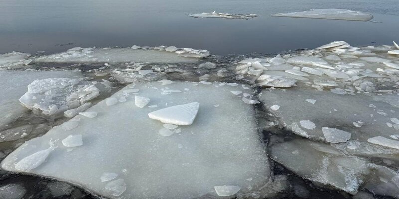 Ледоход на северной двине 2024