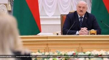 Канцелярские товары список для школы 6 класс. Список что нужно в школу. Что можно добавить в школу. Что можно добавить в школу. Расписание уроков в начальной школе.