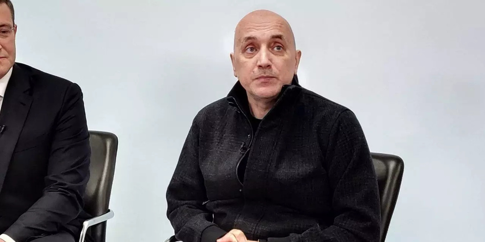 Алиса сказала включить