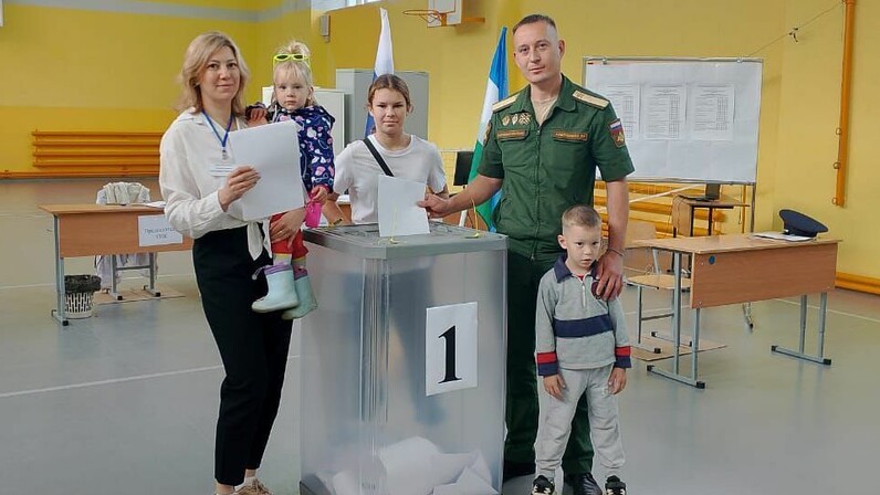 Арзамасский машиностроительный завод бтр. День амз. Танковый завод омск. День амз. Шойгу посетил омсктрансмаш.