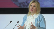 Захарова прокомментировала слова Путина к&nbsp;военным фразой &laquo;сестры тоже работают&raquo;|