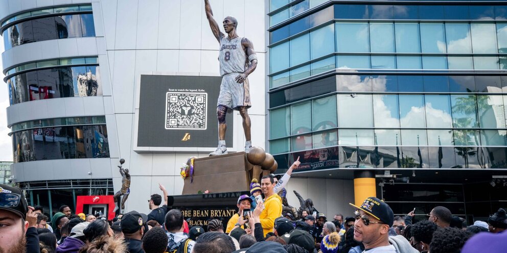 лос анджелес лейкерс хьюстон. Lakers фото с леброном. дориан финни смит баскетболист бруклин. Nba los angeles lakers. ".