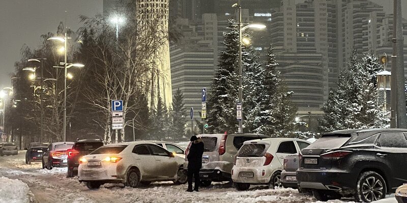 земля дрожит под ногами. бог несет на руках. земля дрожит под ногами. дрожь земли 1989. почва уходит из под ног.