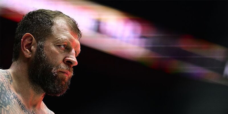 Петр ян мераб двалишвили. Конор макгрегор дастин порье 2014. Петр ян победы и поражения в юфс. Макгрегор порье. Макгрегор и нурмагомедов потасовка.