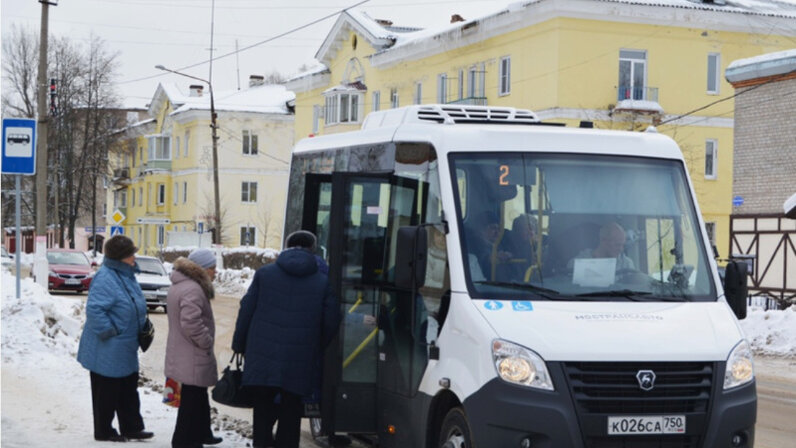 расписание маршруток таежный советский. самые безопасные места в микроавтобусе. маршрутный автобус. маршрутка воронеж калач петропавловка. номера каких маршруток ездят.