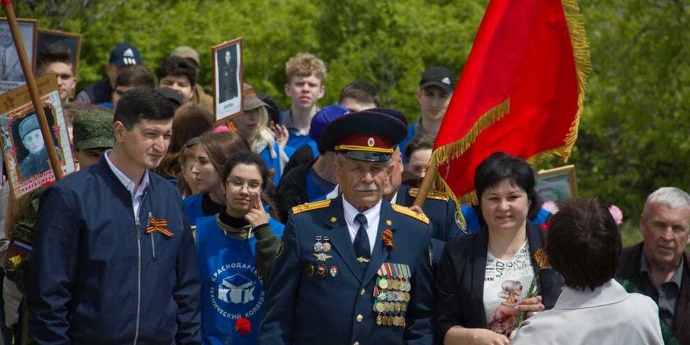 Губернатор ушли в отставку