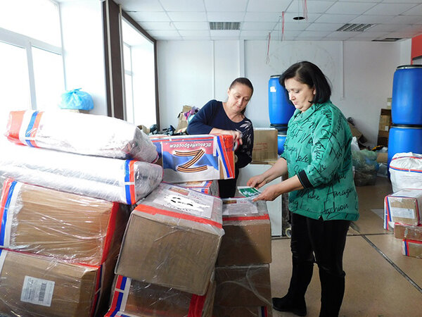 Планировка участка. Участок 10 соток планировка дом баня гараж. Планировка участка 50 соток лпх. Проектирование дачного участка. Как расположить жителей.