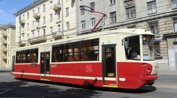 Троллейбус адмирал салон. Транспорт санкт-петербурга. Наземный транспорт питера. Бесплатный транспорт спб. 02 мегаполис.