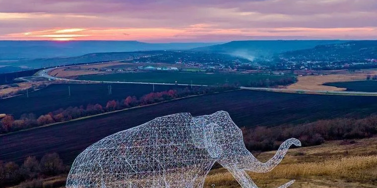 Слон на горе ставрополь фото