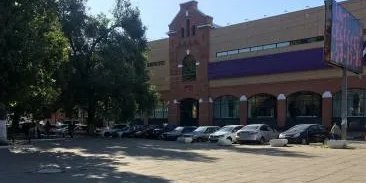 Триумф молл внутри. Холоп 2 триумф. Холоп 2 триумф. Триумф молл кукол. Торговый комплекс триумф молл игровая.