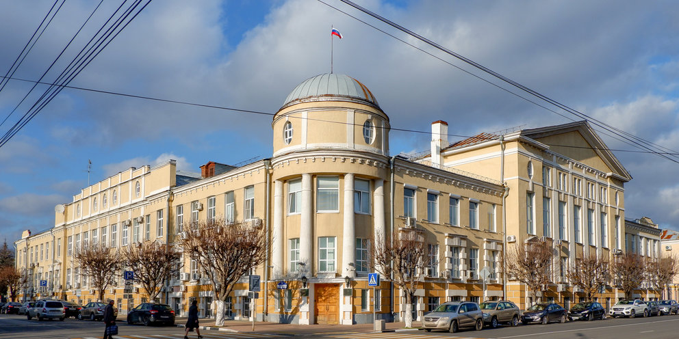 Благоустройство двух парков Рязани ведется с отставанием от графика - МК Рязань