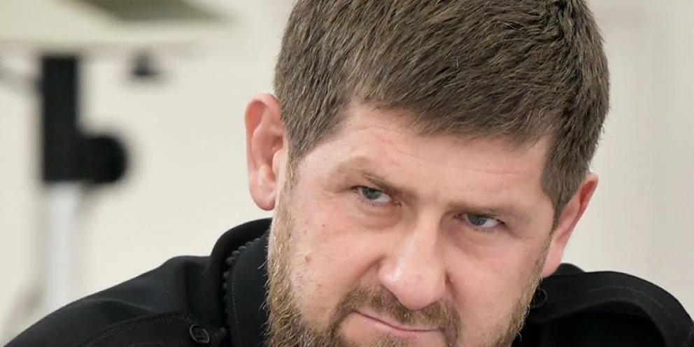 Кадыров рамзан ахматович. Кадыров 2006 год. Глава чечни кадыров. Кадыров 2006. Рамзан кадыров глава чеченской республики.