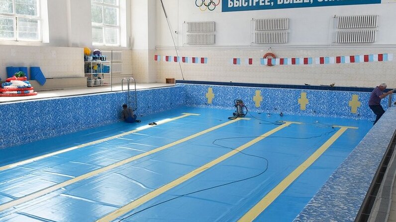 Бассейн в бежицком районе. Бежицкий бассейн. Позитрон сарапул спорткомплекс. Брянск открытие бежице бассейна. Физкультурно-оздоровительный комплекс бежица.