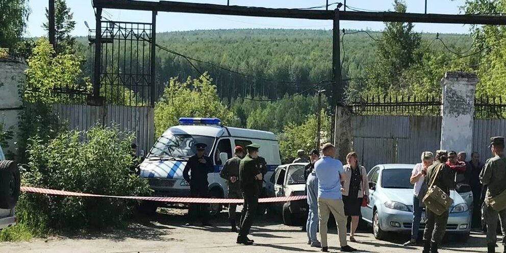 Цитаты про гнилых людей со смыслом. На ошибках учатся цитаты. Статусы про безмозглых людей. Статусы про наглых людей. Некоторых людей в составе.