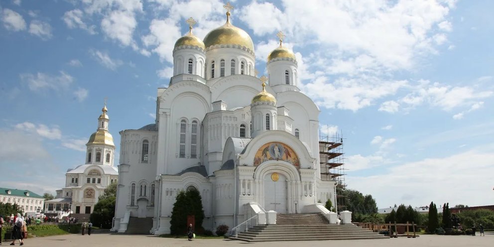 Благовещенский собор в Дивеево фото