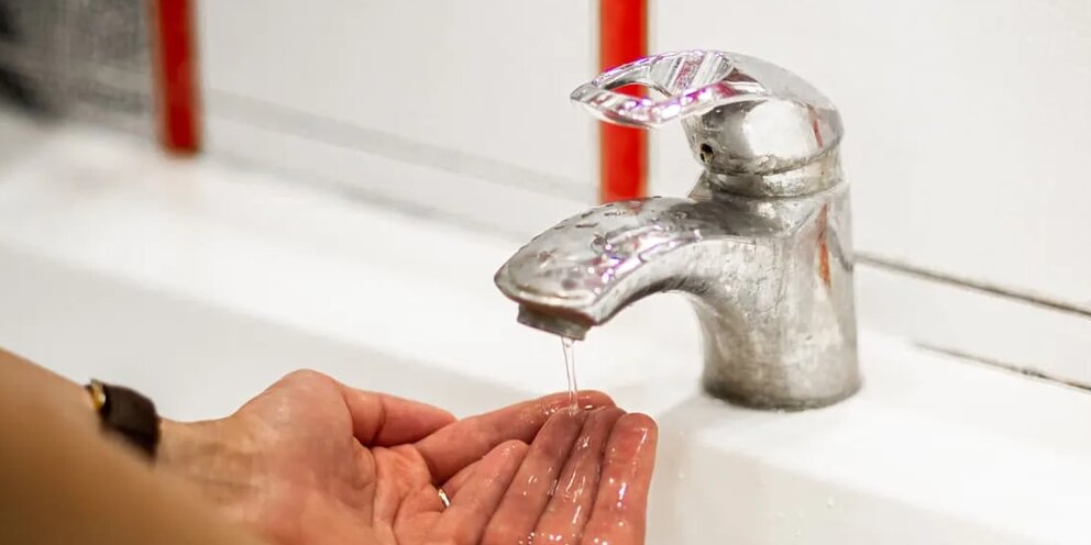 Холодная вода алексин. Холодная вода алексин. Холодная вода алексин. Перебои с водой. Водопроводная вода.