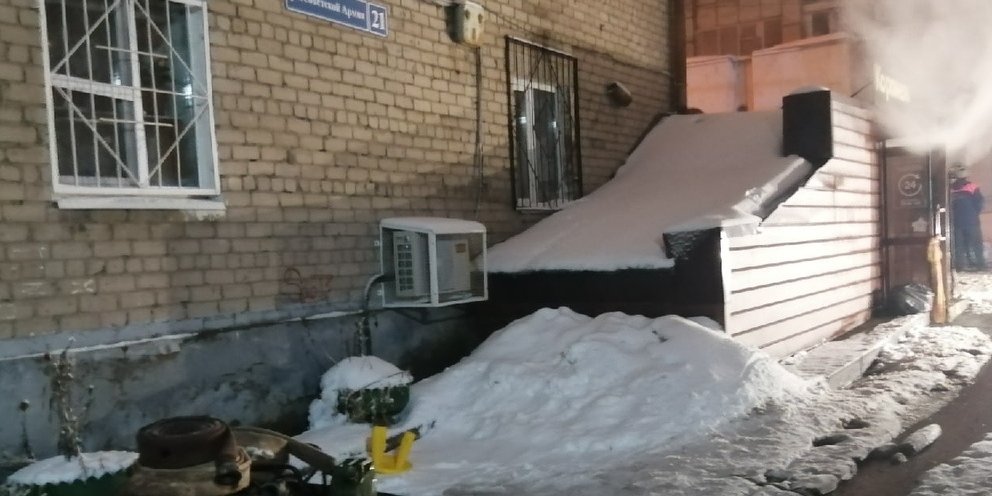 Прорыв пермь. Карамель гостиница пермь прорвало трубу. прорыв трубы теплоснабжения. прорыв батареи. прорвало отопление в невинномысске.