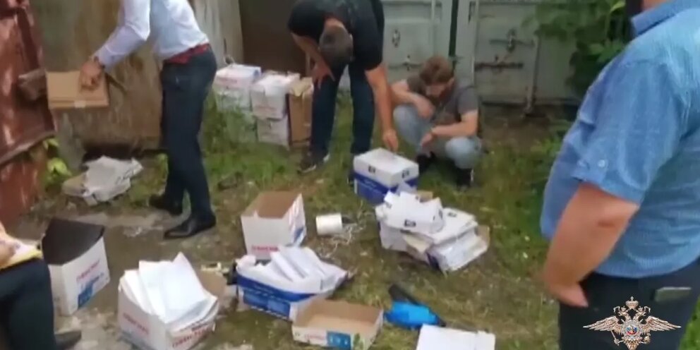 Экономика беларуси в цифрах. Деньги государства 2020. Доходы в бюджет cnhfysв 2020 году. Военный бюджет россии на 2021 год. Сколько страны должны россии.