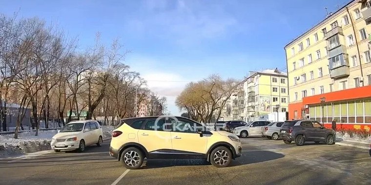 Парковка на стачек цепная. Стоянка в благовещенске. 3 микрорайон благовещенск. Стоянка в благовещенске. Ограничитель парковки.