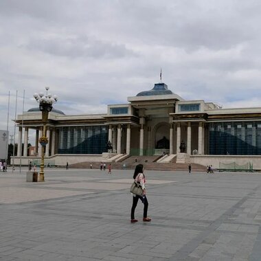 Ночной город улан удэ. Электрическая дуга 10 кв. Грэс гусиноозерск. Электричество улан удэ. Электроэнергия.