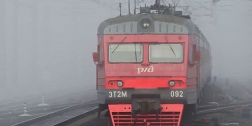 лисий нос платформа электричка. жд станция лисий нос. станция лисий нос санкт-петербург. станция лисий нос санкт-петербург. разбитый локомотив трейнпикс.