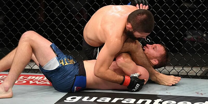 Фергюсон прямой эфир. Ufc фергюсон оливейра. Фергюсон прямой эфир. Тони фергюсон гейджи бой. Фергюсон прямой эфир.