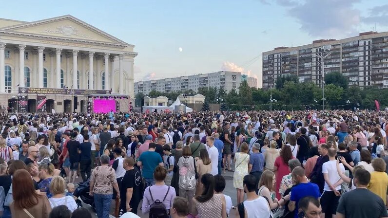 Бутусов в тюмени на день города. Тюмень концерт иванушек интернешнл. День города концерт. Концерты тюмень 2024 год. Тюмень концерты 2023.