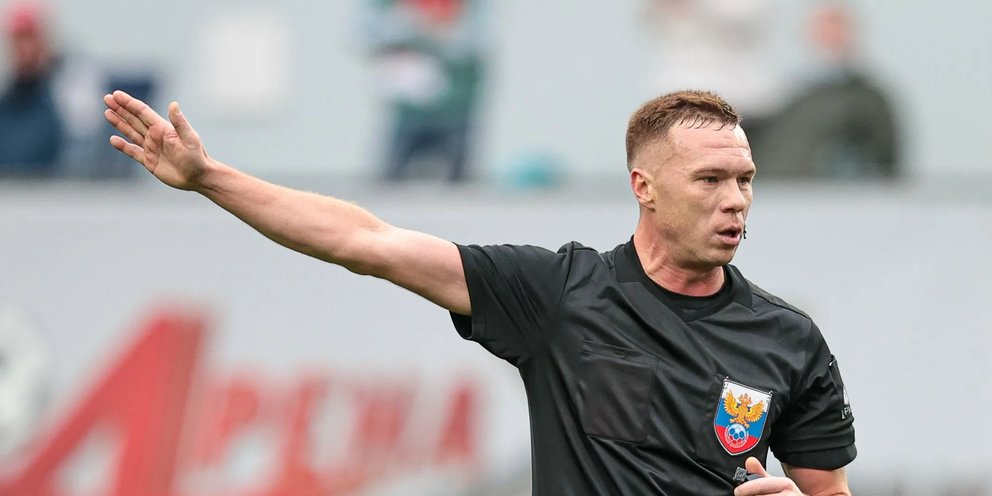 Смирнов Алексей футбольный арбитр