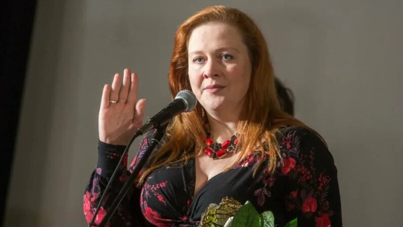 Юлия ауг биография личная жизнь актриса национальность