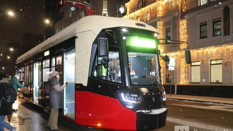 Трамвай "Минин" на ул.Белинского. Нижний Новгород. - смотреть видео онлайн от "Е