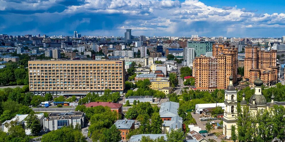Басманная площадь. Сквер Туполева
