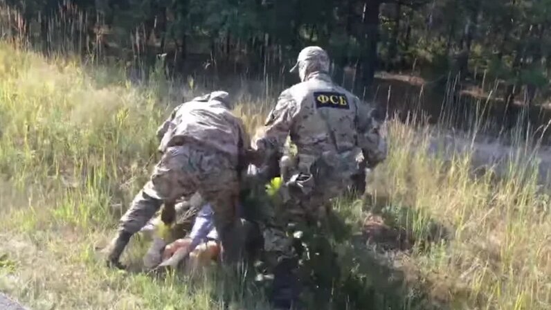 Как задерживали террориста в брянском лесу. Спецоперация на Украине.