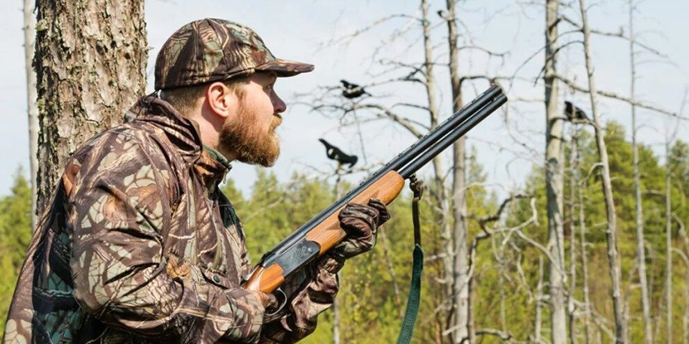 Владислав халин хозяева тайги. Наталья егорова фильмы особенности национальной охоты. Снимали охоты. Особенности национальной охоты фильм кузьмич. Снимали охоты.