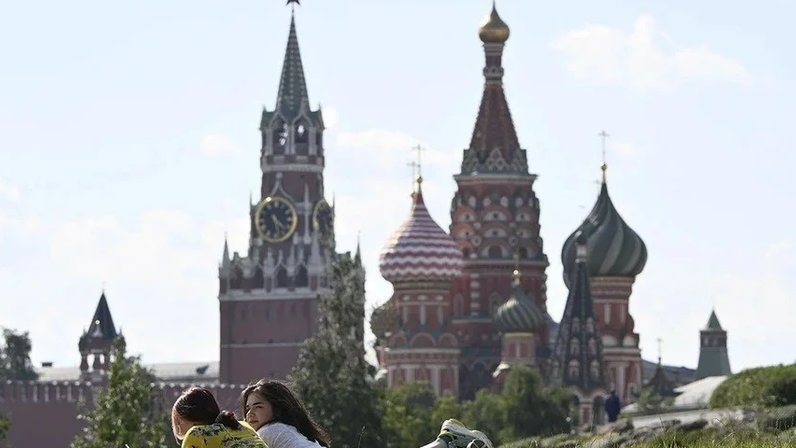 Москвичи летом. Москвичи летом