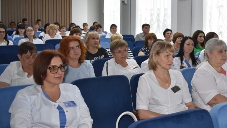 Врачи котовской поликлиники тамбовская обл ревякин фото