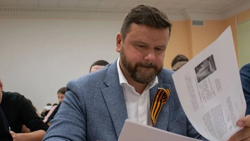 Нижегородские депутаты госдумы. Одежда депутатов. Нижегородские депутаты госдумы. Депутат городской думы великого новгорода. Нижегородские депутаты госдумы.