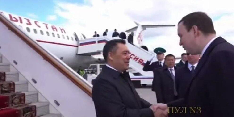 медведев и шварценеггер. главы государств на параде победы. кто приехал в москву сегодня с официальным. переговоры президентов. машина шаймиева.