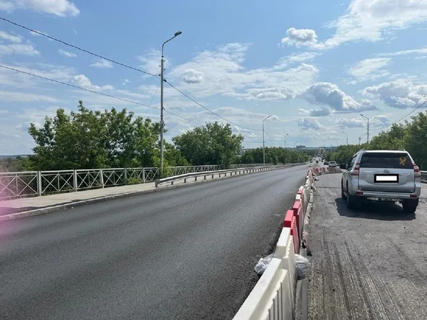 Мост с каналом