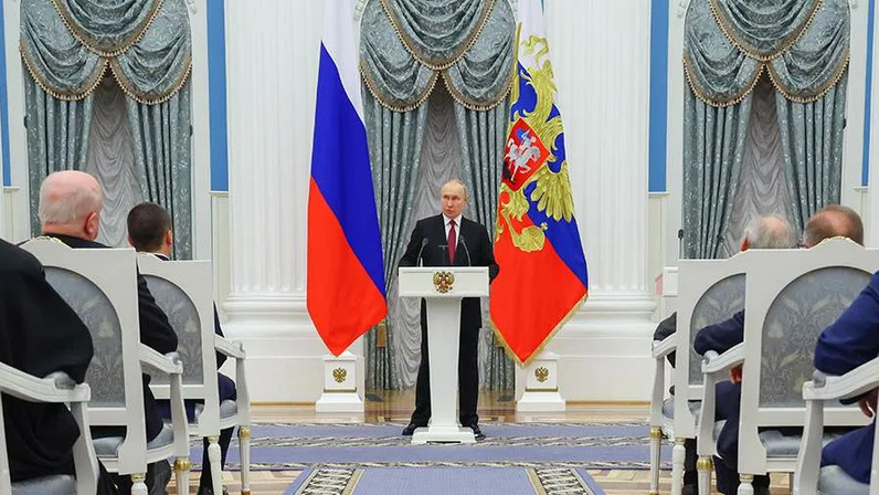 Путин во дворце