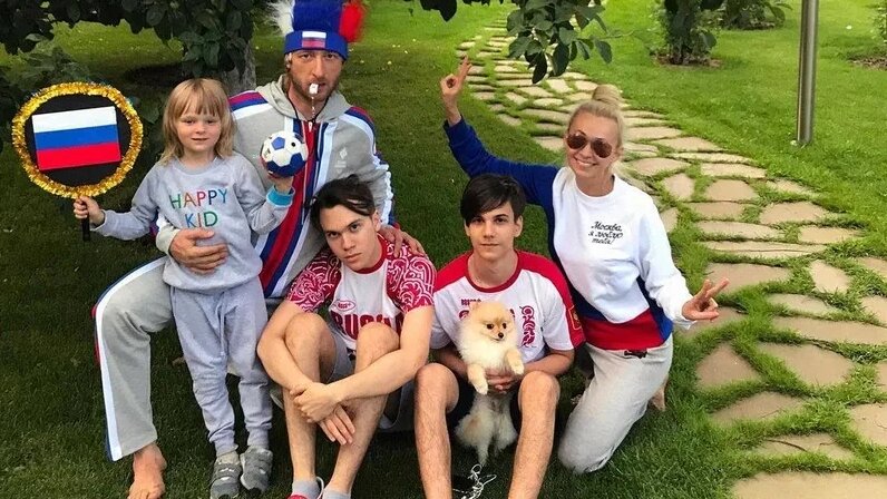 Сын яны рудковской и евгения плющенко фото