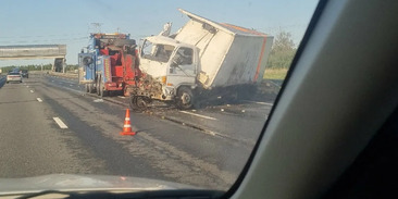 Фура попала в дтп