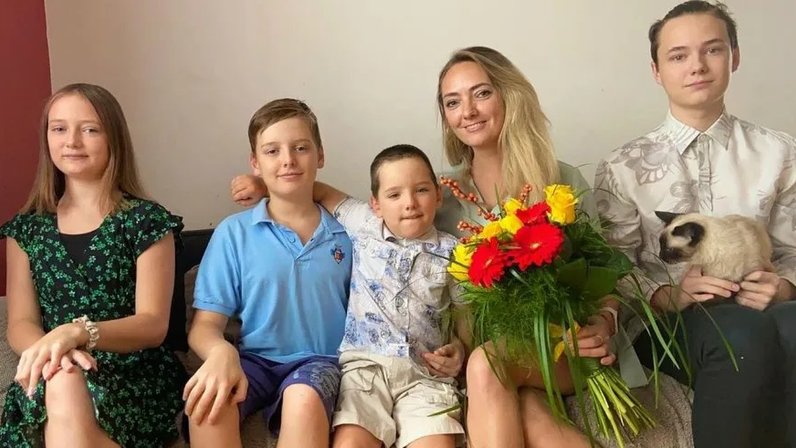 Дети бусаргина романа викторовича фото Предприниматель Роман Мальков не интересуется жизнью детей после их переезда в С