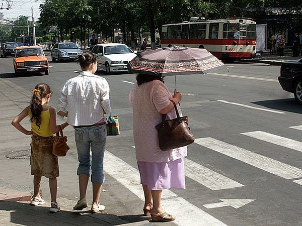 Комсомольская правда в молдове. Синоптики пргнозируют до +28 градусов жары. Жары.