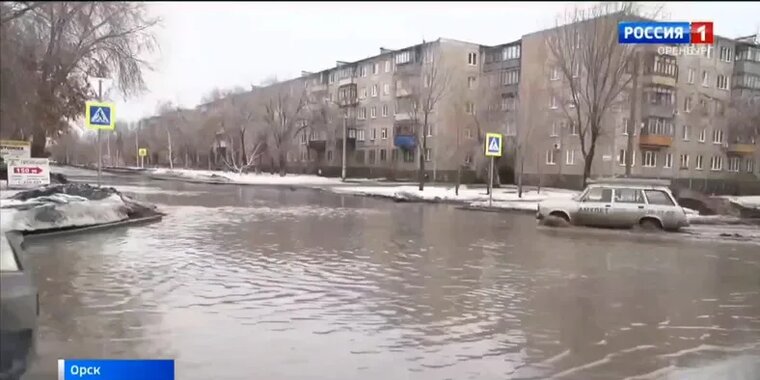 Оренбург вода 14 апреля. Потоп в Оренбурге. Оренбург затопило. Потоп зимой. Потоп в Орске 2000.