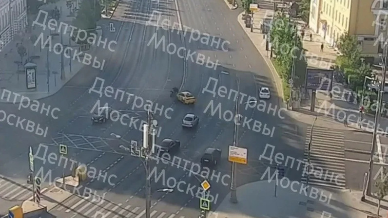 Авария такси в москве