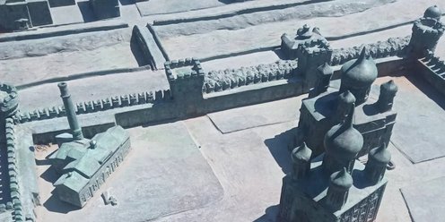 Картины пострадавшие от вандалов