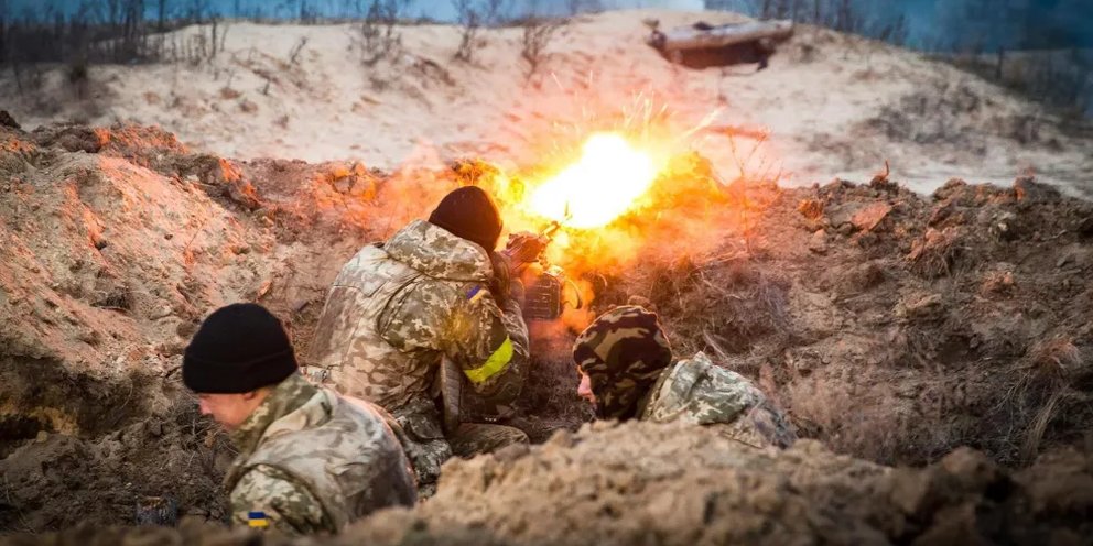 Штурм украинских окопов. Окопы украинских солдат.