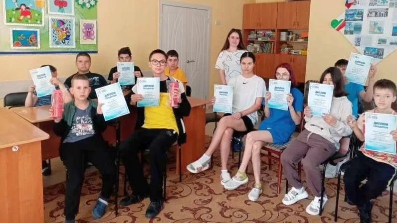 Призы детям за конкурс рисунков