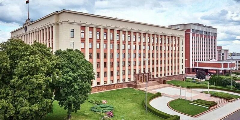 здание администрации президента рб. ответы управления делами президента. здание администрации президента беларуси. кабинет мвд. управляющий делами президента республики беларусь.