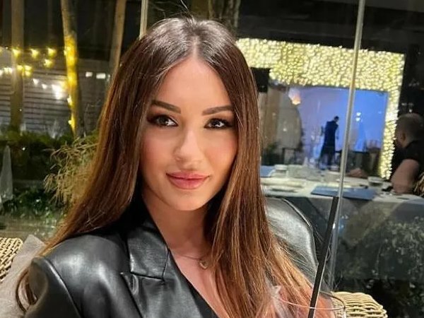 Дочь михаила кенина мишель фото Дочь Александра Серова крестила дочь: Яндекс.Новости
